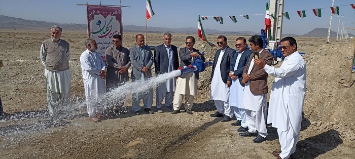 رفع تنش آبی ۱۸۰۰ خانوار شهر گُشت در سیستان و بلوچستان