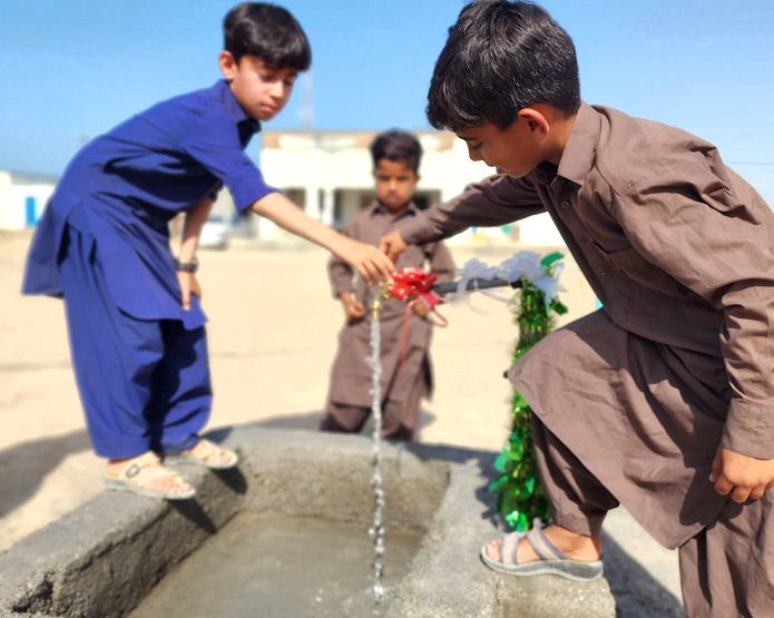 بهره‌مندی ۲۲ هزار نفر در بمپور ثمره تحقق طرح‌های توسعه‌ای آب